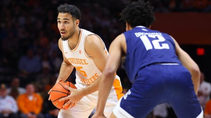 HOOPS CENTRAL: #20/17 Tennessee vs.
 - Printis