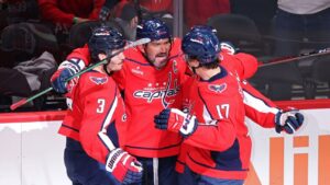 Alex Ovechkin ultrapassa Howe com 442º gol na arena dos Capitals
 - Printis