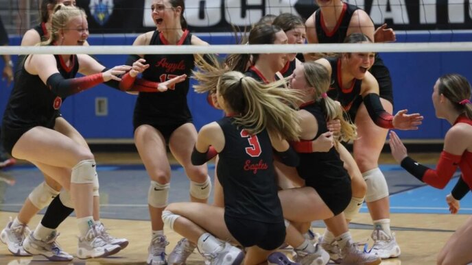 Argyle supera Frisco Liberty e avança para a primeira final estadual de vôlei desde 2017 | Águias Argyle
 - Printis
