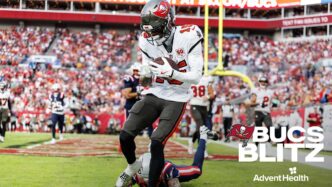 Ascensão do novato WR Tez Johnson, Baker e Emily Mayfield entre os filantropos do ano do TBBW 2025, prevendo Josh Allen
 - Printis