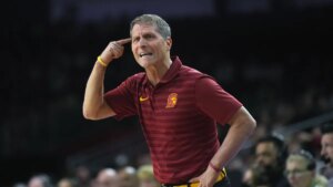 Basquete masculino da USC x Troy
 - Printis