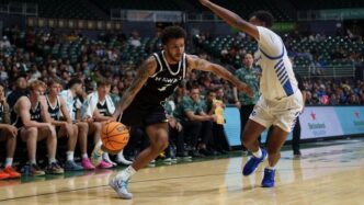 Basquete masculino enfrenta o estado do Arizona no confronto de quinta-feira
 - Printis