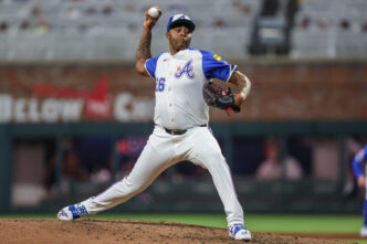 Braves reassina Raisel Iglesias - Rumores comerciais da MLB
 - Printis