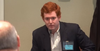 Buster Murdaugh voltou para a faculdade de direito?
 - Printis