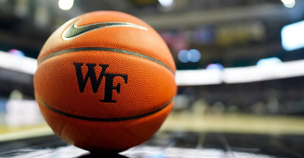 Como assistir: Wake Forest Demon Deacons (23-9) vs. Towson Tigers (25-8) NIT
 - Printis