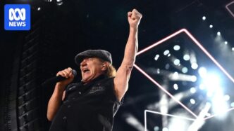 Concerto do AC/DC sacode Melbourne a noite toda com gravações sismológicas de baixo nível
 - Printis