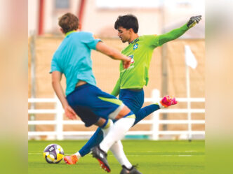 Confronto entre Brasil e França é manchete das oitavas de final
 - Printis