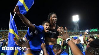 Copa do Mundo: Curaçao se torna o menor país a se classificar para a Copa do Mundo após empate com a Jamaica
 - Printis