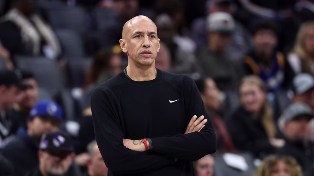 Doug Christie indica que mudanças estão chegando ao difícil Sacramento Kings
 - Printis