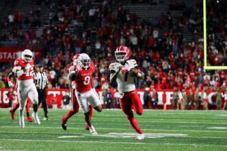 Enquanto o futebol de Maryland enfrenta dificuldades, Malik Washington assume mais responsabilidades
 - Printis