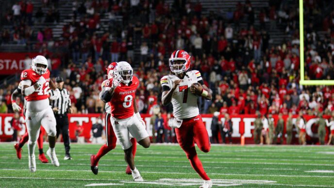 Enquanto o futebol de Maryland enfrenta dificuldades, Malik Washington assume mais responsabilidades
 - Printis