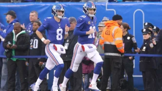 Ex-Giants QB Daniel Jones se reúne com o 'grande fã' Eli Manning
 - Printis