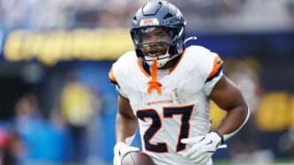 Fontes: Broncos RB Dobbins (pé) provavelmente feito para a temporada
 - Printis