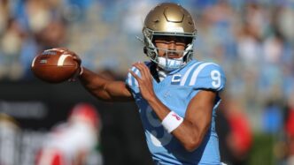 Fontes: UCLA QB Iamaleava (concussão) eliminado contra Ohio State
 - Printis