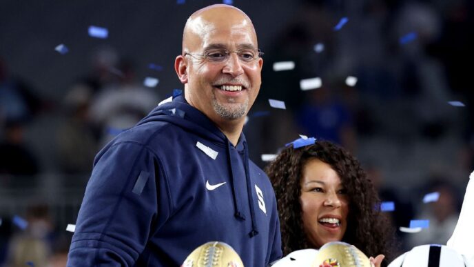 Fontes: Virginia Tech finalizando acordo para contratar James Franklin
 - Printis