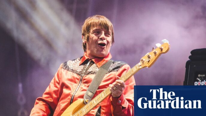 Gary 'Mani' Mounfield, baixista do Stone Roses e do Primal Scream, morre aos 63 anos | Rosas de pedra
 - Printis