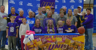 Harper Whetstine, veterano da Troy High School, assina com o basquete do norte de Iowa | Esportes do ensino médio
 - Printis