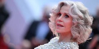 Jane Fonda, 87, diz que tem medo de morrer da mesma forma que seu pai
 - Printis