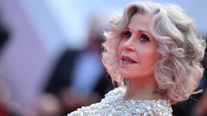 Jane Fonda, 87, diz que tem medo de morrer da mesma forma que seu pai
 - Printis