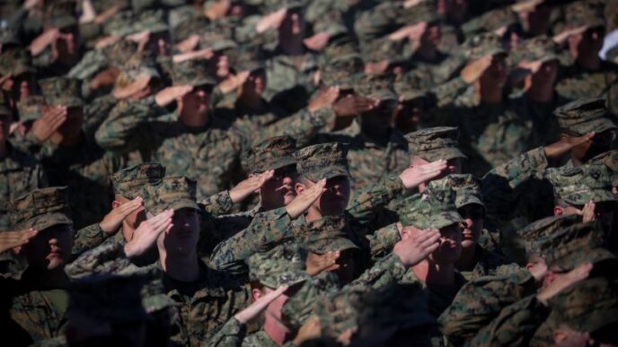 Legisladores democratas pedem às tropas que desobedeçam ordens ilegais
 - Printis