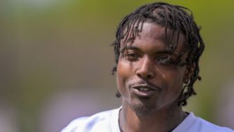 Motorista que causou a morte de Khyree Jackson se declara culpado
 - Printis