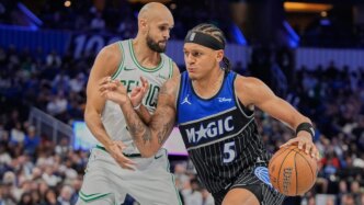 O atacante do Orlando Magic, Paolo Banchero, quer uma vitória de aniversário
 - Printis