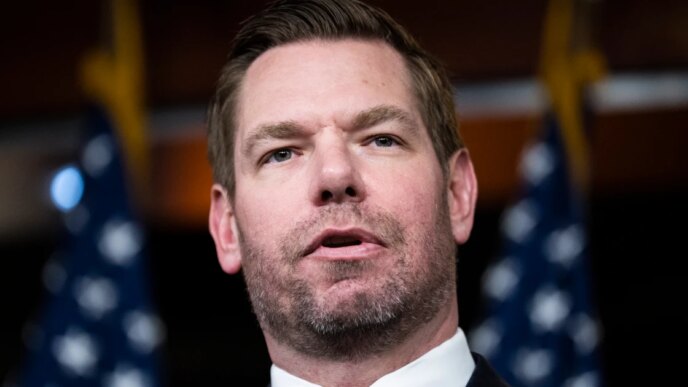 Oficial de Trump encaminha o deputado Eric Swalwell para uma investigação criminal federal sobre suposta fraude hipotecária
 - Printis