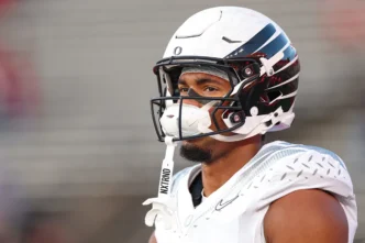 Oregon TE Kenyon Sadiq marcou uma decisão no tempo do jogo antes do jogo do Minnesota Golden Gophers
 - Printis