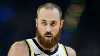 Os Pacers rapidamente chegaram à dura conclusão de Jay Huff de que deveriam ter sabido o tempo todo
 - Printis