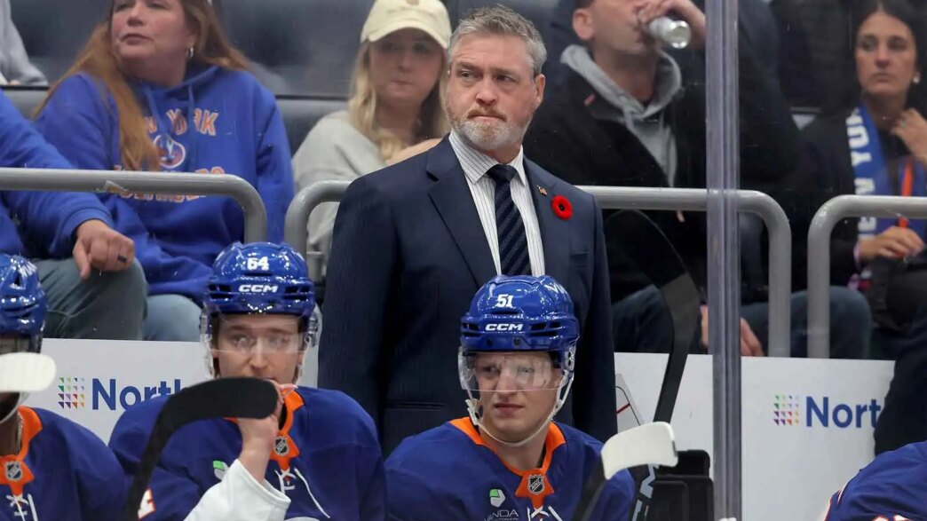 Patrick Roy ataca Mikko Rantanen após expulsão por grande golpe
 - Printis