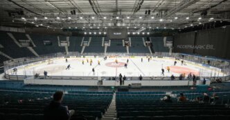 Prévia do jogo da Global Series: Nashville Predators x Pittsburgh Penguins 14/11/25
 - Printis