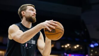 Relatório: Equipes interessadas em possível troca de Domantas Sabonis
 - Printis