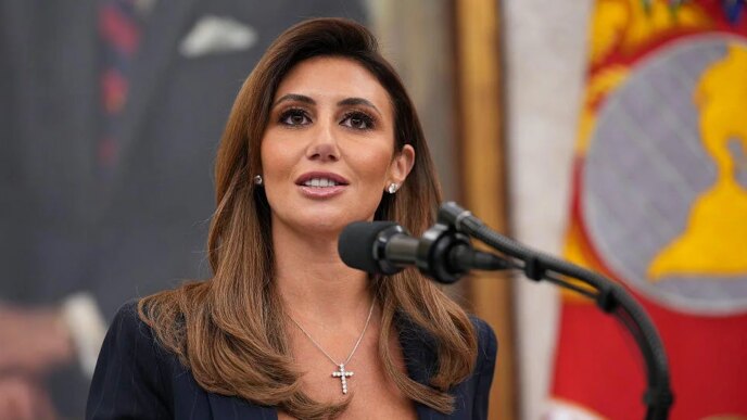 Suspeito acusado de saquear o escritório de Alina Habba sob custódia, diz Bondi
 - Printis