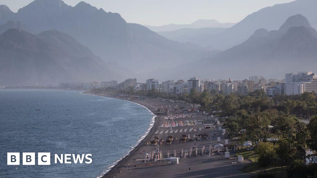 Turquia preparada para sediar a COP31 depois de chegar a um acordo com a Austrália
 - Printis