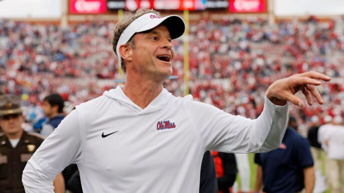 Wetzel: Estamos prestes a descobrir se Al Davis estava certo sobre Lane Kiffin
 - Printis